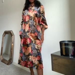 Vintage velvet dress floral